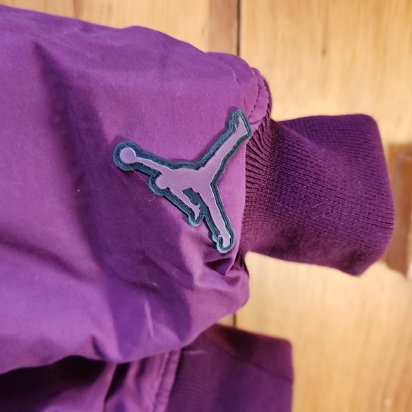 🍭HPx3🍭 NWT Nike/Jordan: Jordan Statement MA-1 Jacket, Maroon/Black - Picture 6 of 14